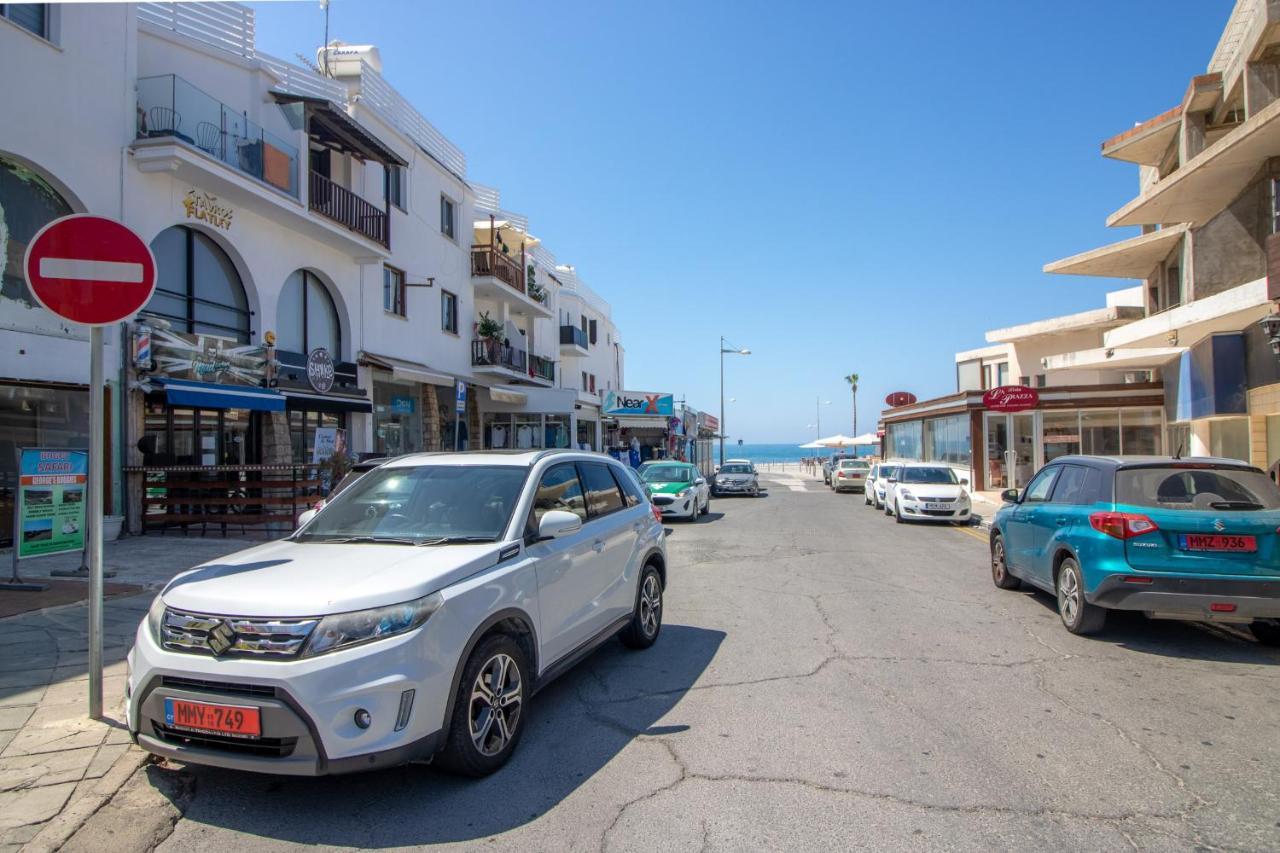 Appartement Light House - Seafront Cosy Studio With Library Paphos